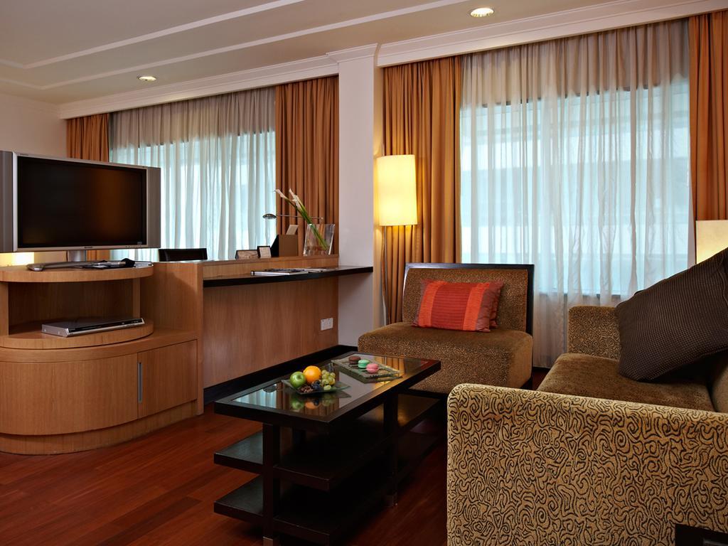 Impiana Klcc Hotel Куала Лумпур Екстериор снимка