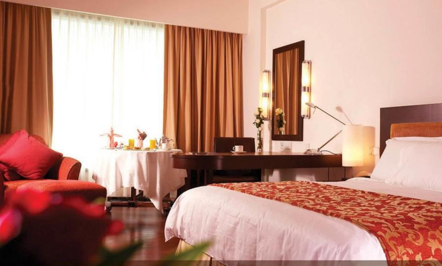 Impiana Klcc Hotel Куала Лумпур Екстериор снимка